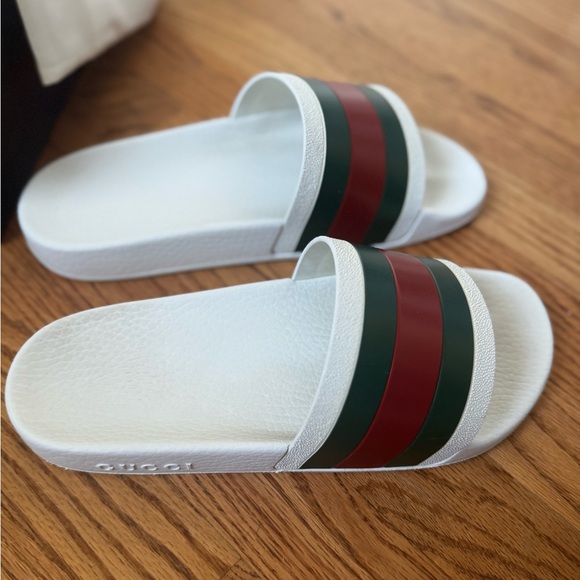Authentic Gucci Slides, Italian Size 7/US 39 - Picture 4 of 7